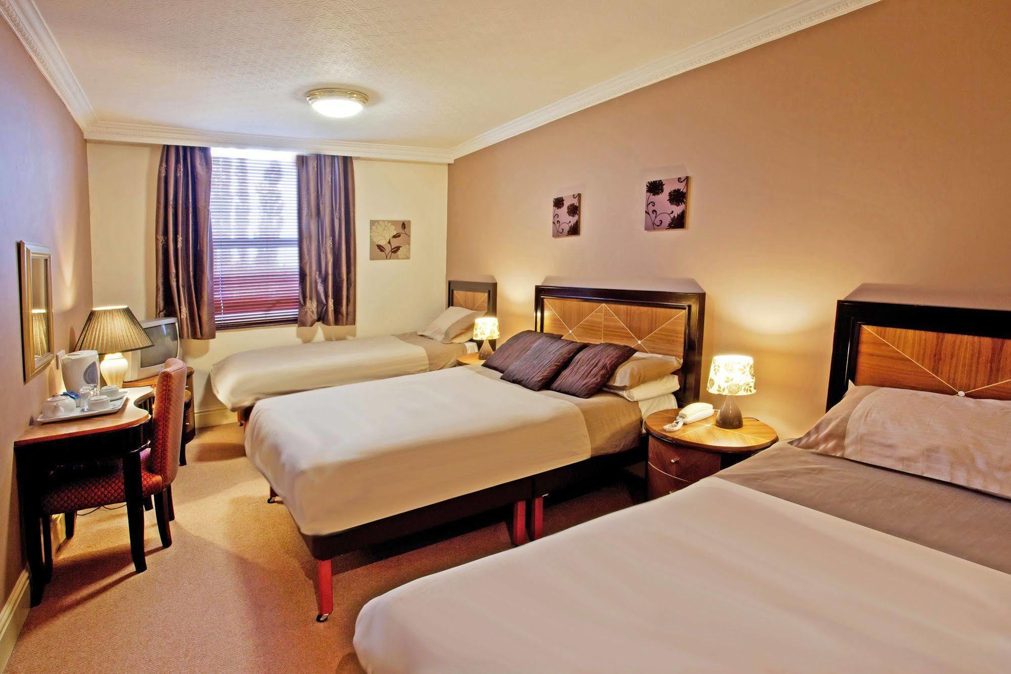 Britannia Hotel, 스톡포트 외부 사진