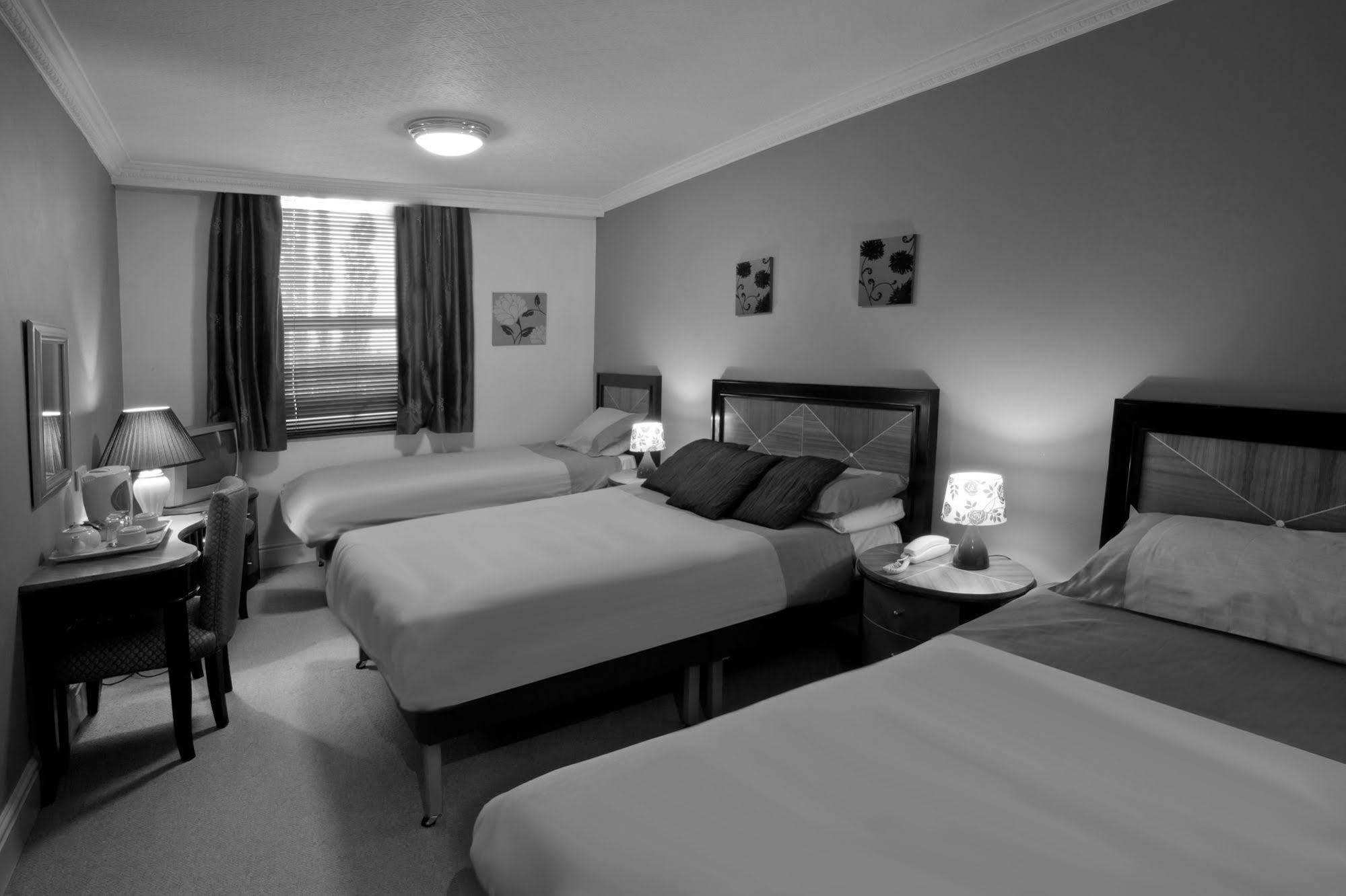 Britannia Hotel, 스톡포트 외부 사진