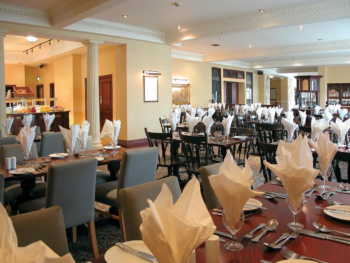 Britannia Hotel, 스톡포트 외부 사진